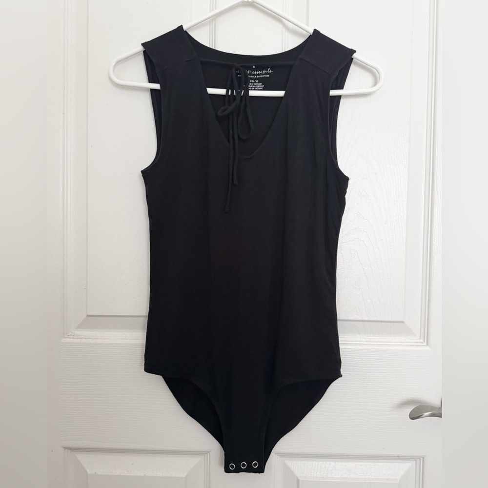 American Eagle AEO Essentials Bodysuit